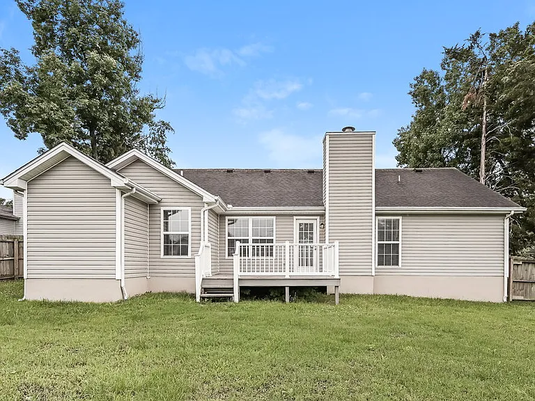 416 Lake Forest Dr — Photo 16