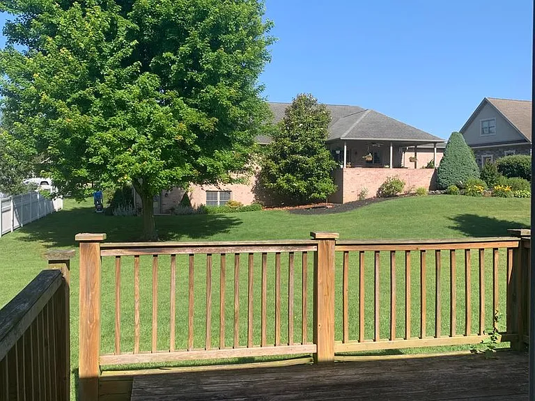 317 Rose Ann Dr — Photo 8