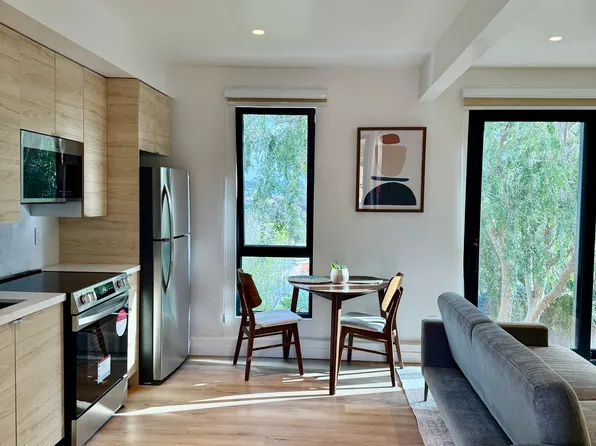 2375 Vancouver Ave #1, San Diego, CA 92104