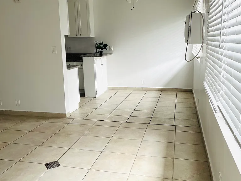 8539 Willis Ave #3 — Photo 7