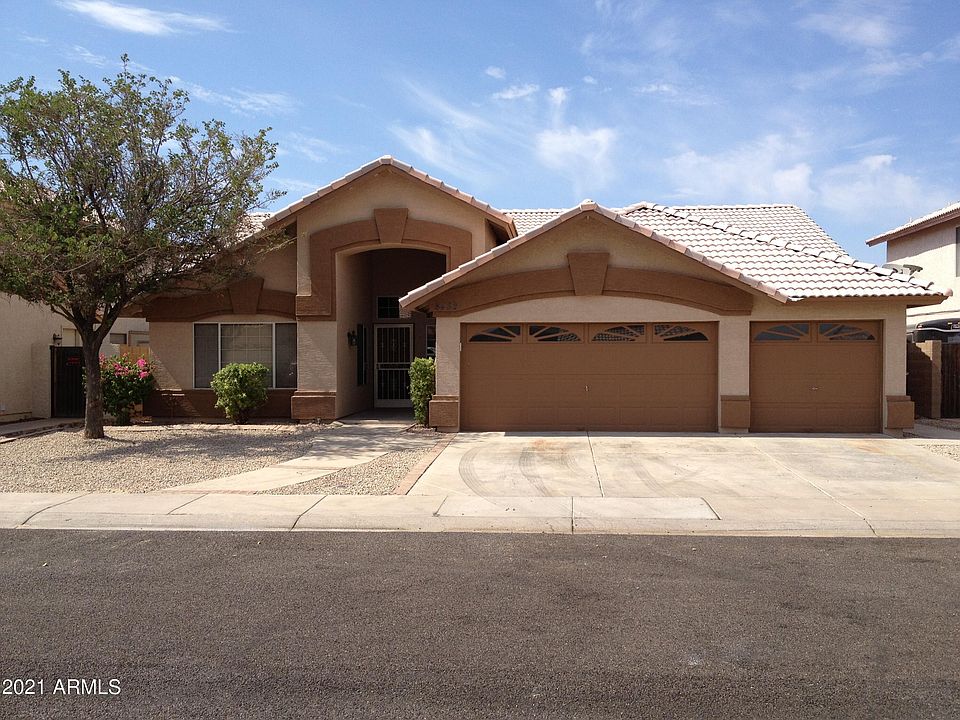1st image of 8432 W Willow Ave