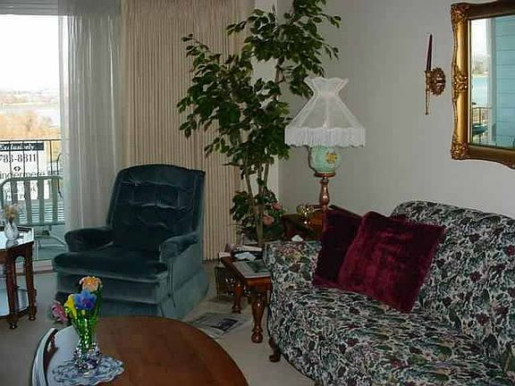 3rd image of 2401 W Canal Dr #19