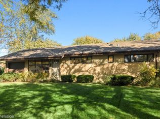 285 Payson St, Hoffman Estates, IL 60169