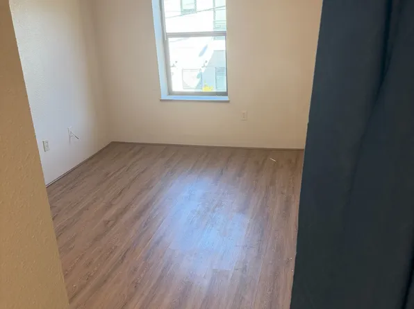 119 Columbia St NW #3, Olympia, WA 98501