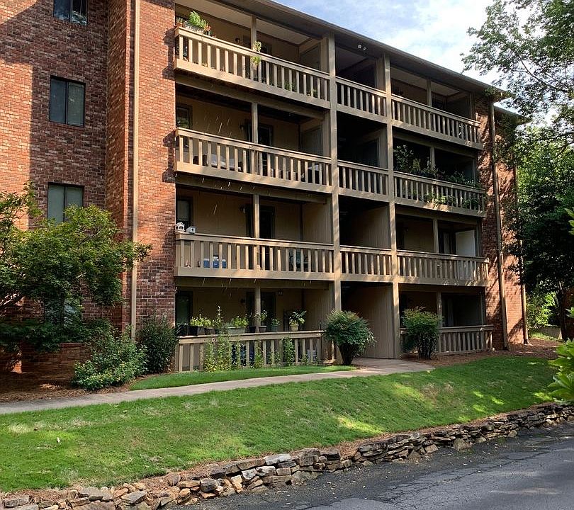 2nd image of 174 Talmadge St APT 2
