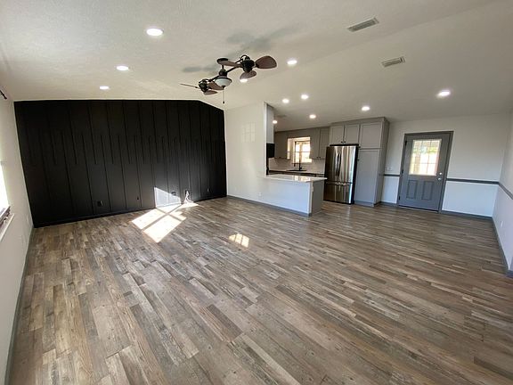 5th image of 3913 Verona Cir