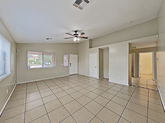 3rd image of 1102 W Kowalsky Ln