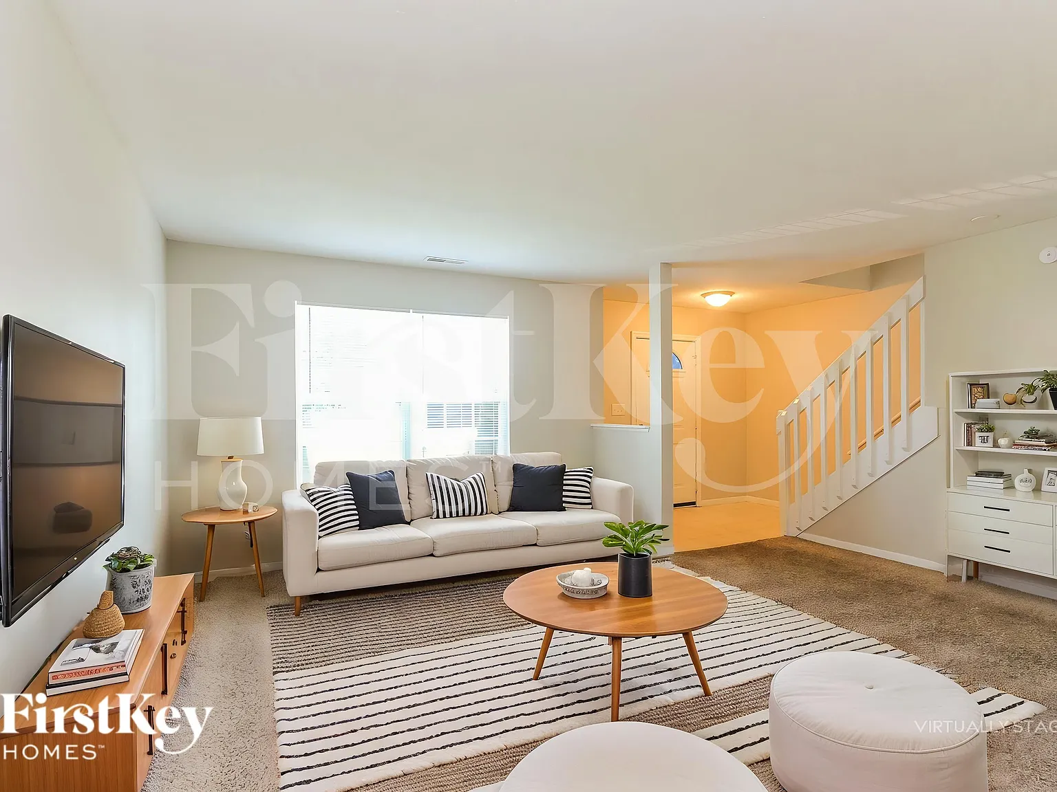 4 bed, 2.5 bath, 2944 sqft, $2,120 — Photo 4