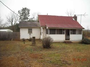 220 E Bear Swamp Rd, Walhalla, SC 29691