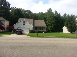 90 Michaels Woods Dr, Hampton, VA 23666