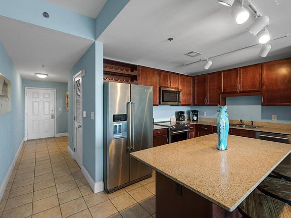 3rd image of 9902 S Thomas Dr Unit 1028