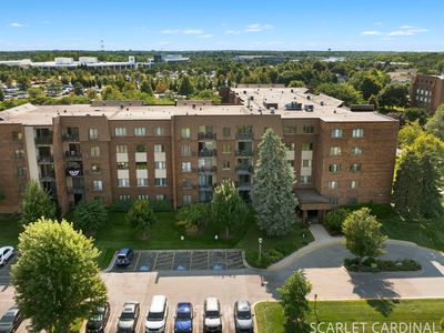 453 Raintree Dr Unit 4D, Glen Ellyn, IL, 60137