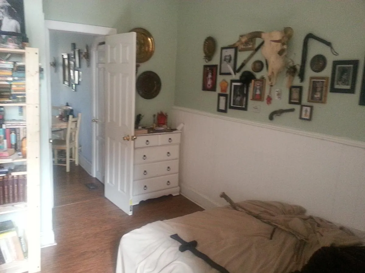 2 bed, 1000 sqft, $1,350 — Photo 2