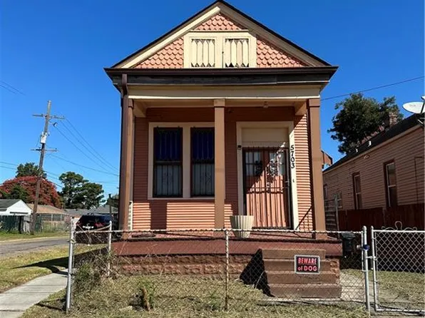5703 Chartres St, New Orleans, LA 70117
