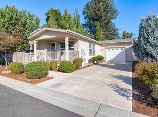 819 Hampton Way, Grants Pass, OR 97526