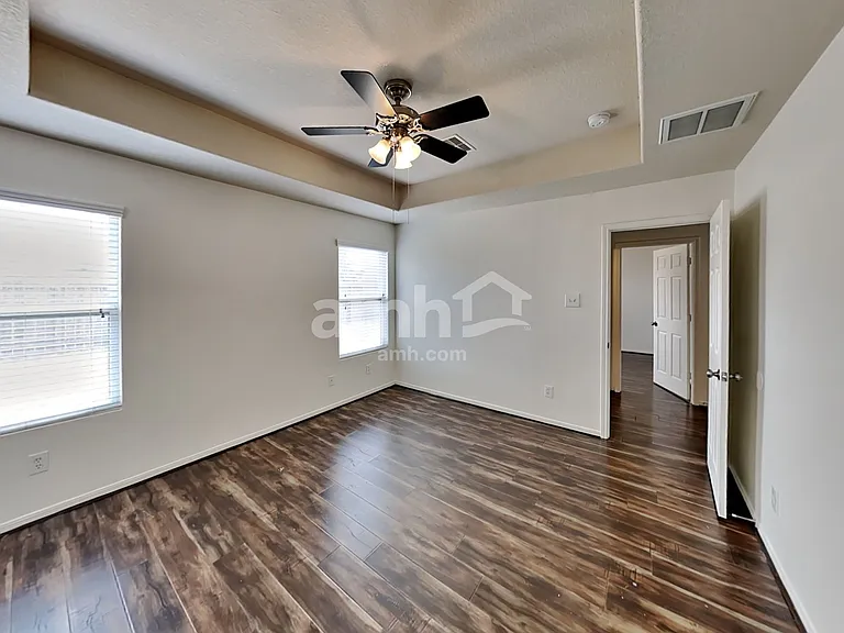 2322 Old Ox Rd — Photo 9