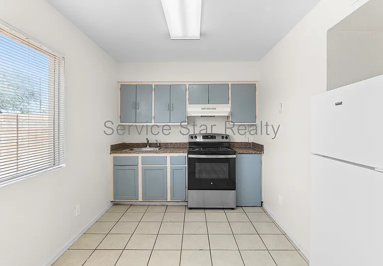 2510 E Pueblo Ave #3 — Photo 7