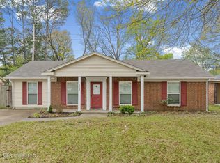2023 Cresthill Dr N, Southaven, MS 38671