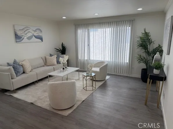 408 Burchett St Unit 5, Glendale, CA 91203