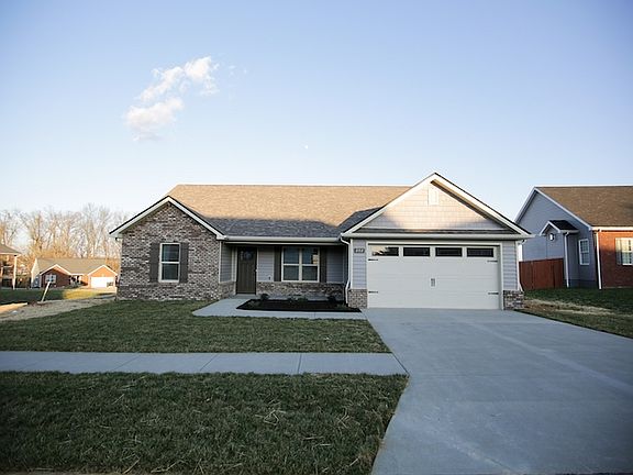 2nd image of 202 Royal Birkdale Ct