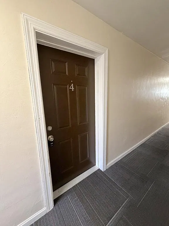310 Vine Ave — Photo 3