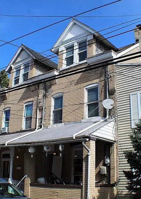 1st image of 231 N Railroad St