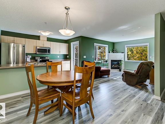 5th image of 905 Blacklock Way SW #214