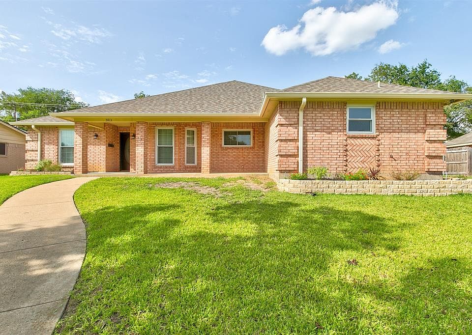 1st image of 5913 N Hills Dr