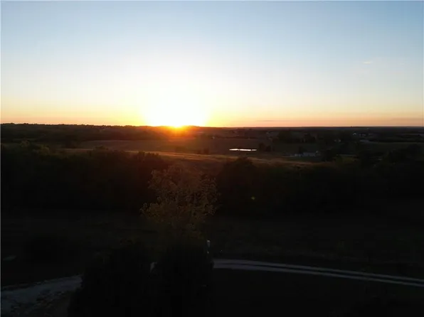 NW 200th Rd, Warrensburg, MO 64093