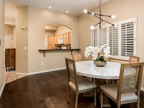 5th image of 4533 N 22nd St Unit 221