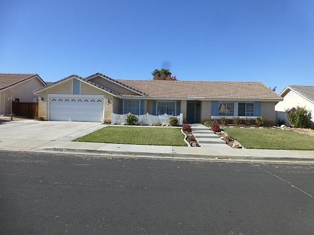 1st image of 12450 Aspenview Cir