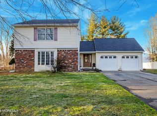 4 Topanga Ct, Manalapan, NJ