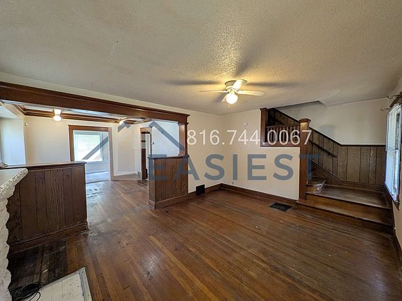 2nd image of 3309 E 37th St