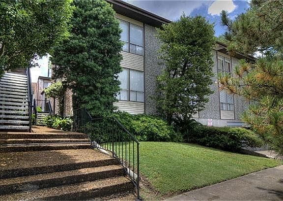Main entrance to the building