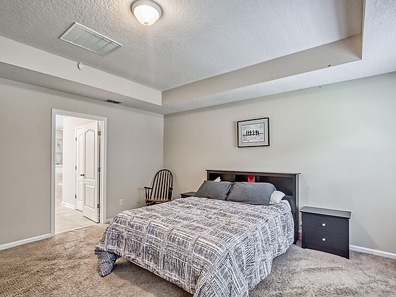 4th image of 75224 Fern Creek Dr