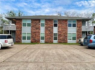 400 Manuel Dr APT D, College Station, TX 77840