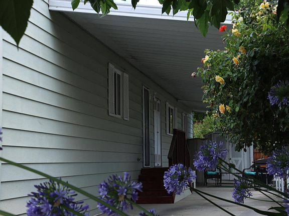 4th image of 3231 Vineyard Ave Space 35