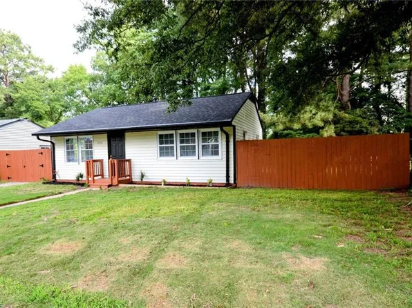2410 Payne Rd, Chesapeake, VA 23323