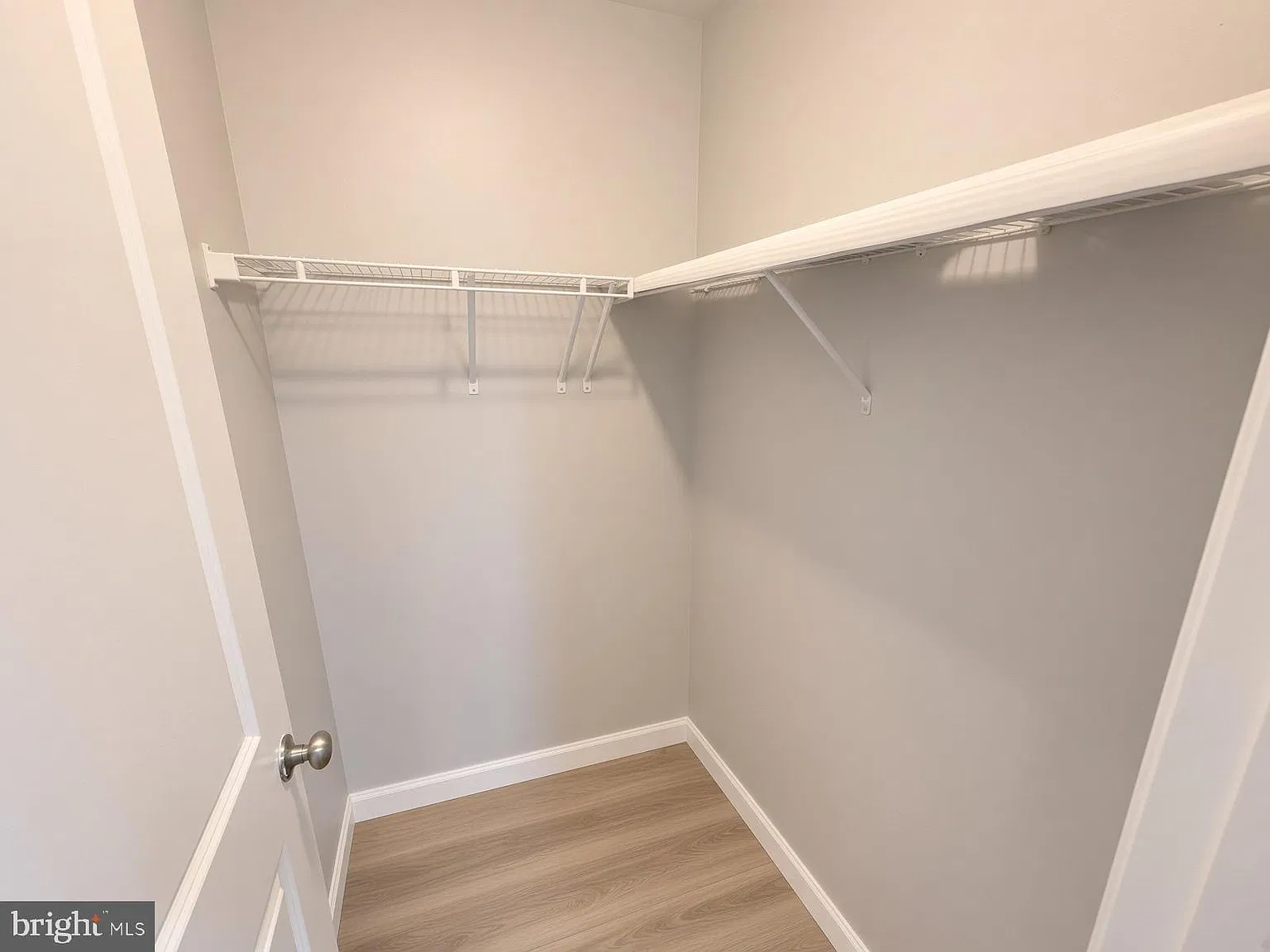 1 bed, 1.0 bath, 1938 sqft, $1,000 — Photo 4