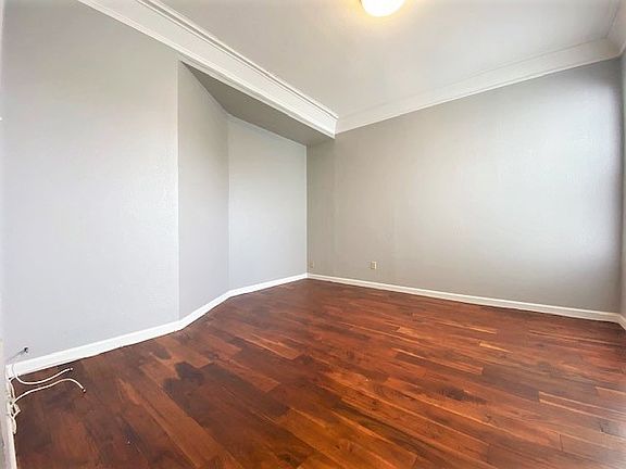 2nd image of 1469 Sacramento St APT 6