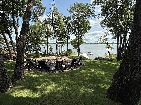 3rd image of N14320 Island View Road