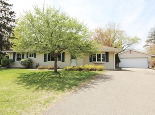 11428 Swallow St NW, Coon Rapids, MN 55433