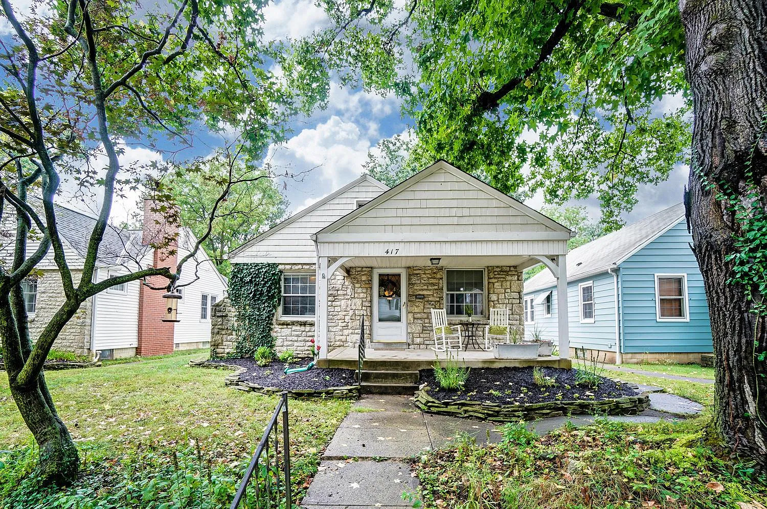 417 E Como Ave photo 1
