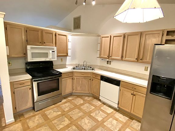 5th image of 6318 Plantation Forest Dr #1