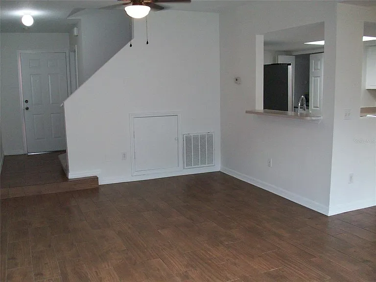 511 Coconut Palm Way — Photo 9