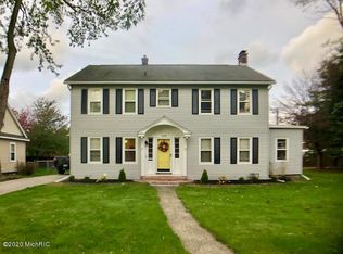 1509 Sheldon Rd, Grand Haven, MI 49417