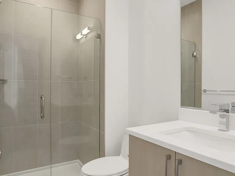 Bath 1 with shower