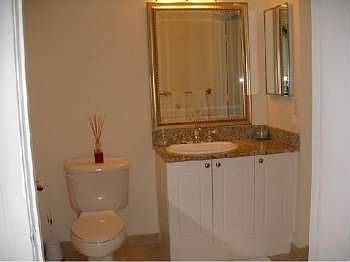 3rd image of 19501 W Country Club Dr APT 1702