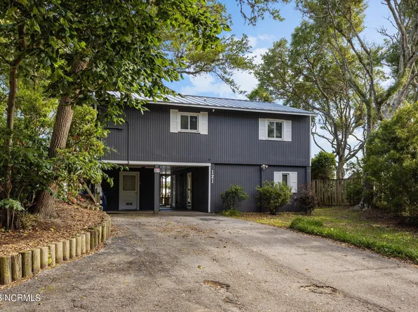 121 Hoop Pole Creek Drive, Atlantic Beach, NC 28512