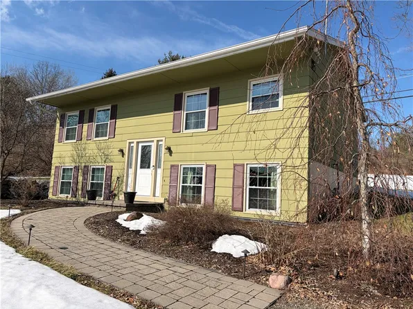 2290 Slaterville Rd, Ithaca, NY 14850